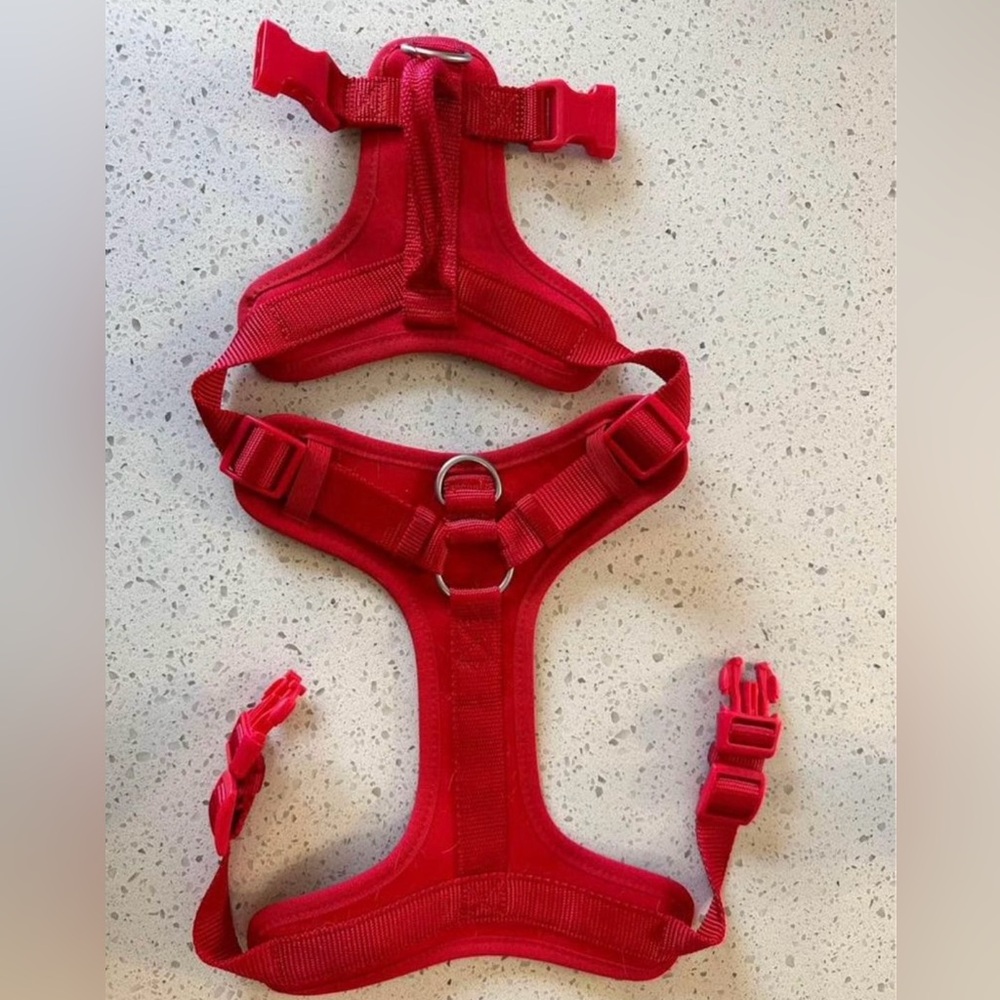 Red Top Paw Neoprene Dog
Harness - Medium